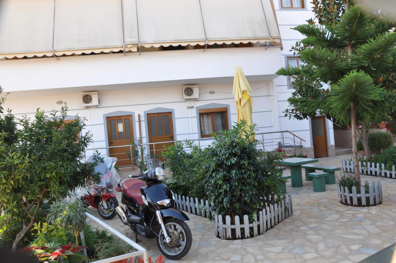 Villa Vela Ксамил Экстерьер фото