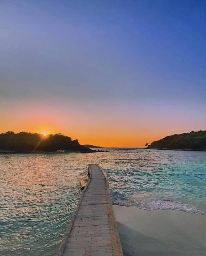 Villa Vela Ксамил Экстерьер фото